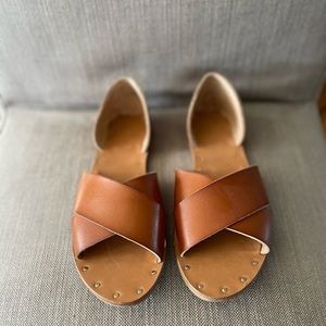 Cognac flat sandal